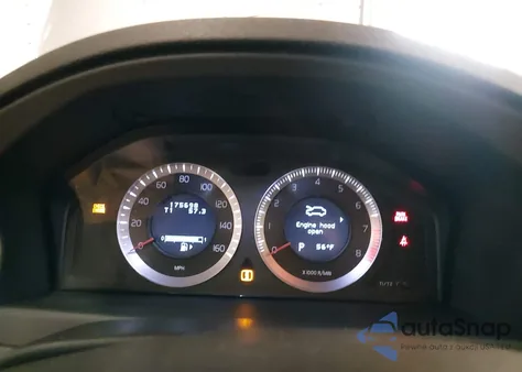 2010 Volvo Xc70 3.2 z USA, uszkodzony, nr VIN YV4960BZ1A1084680